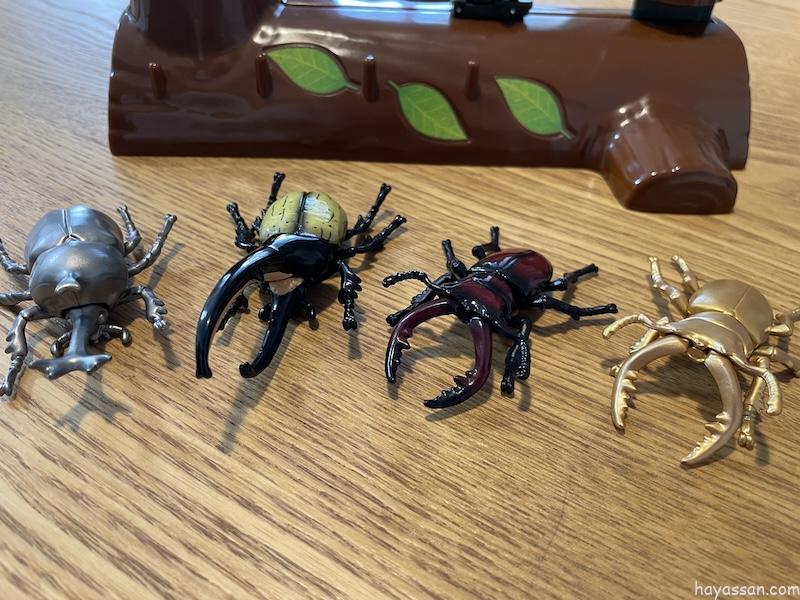 アニア 昆虫バトルステージと手持ちの昆虫アニア4体