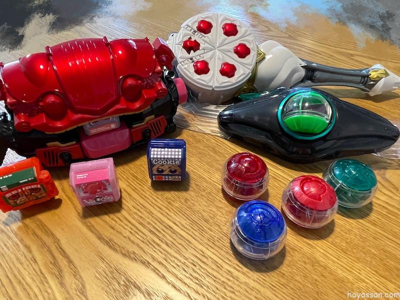仮面ライダーガヴとゼッツの変身ベルトとアイテム
