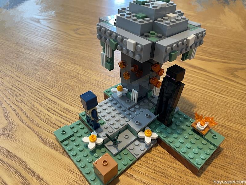 レゴで組み立てたマインクラフトのセット